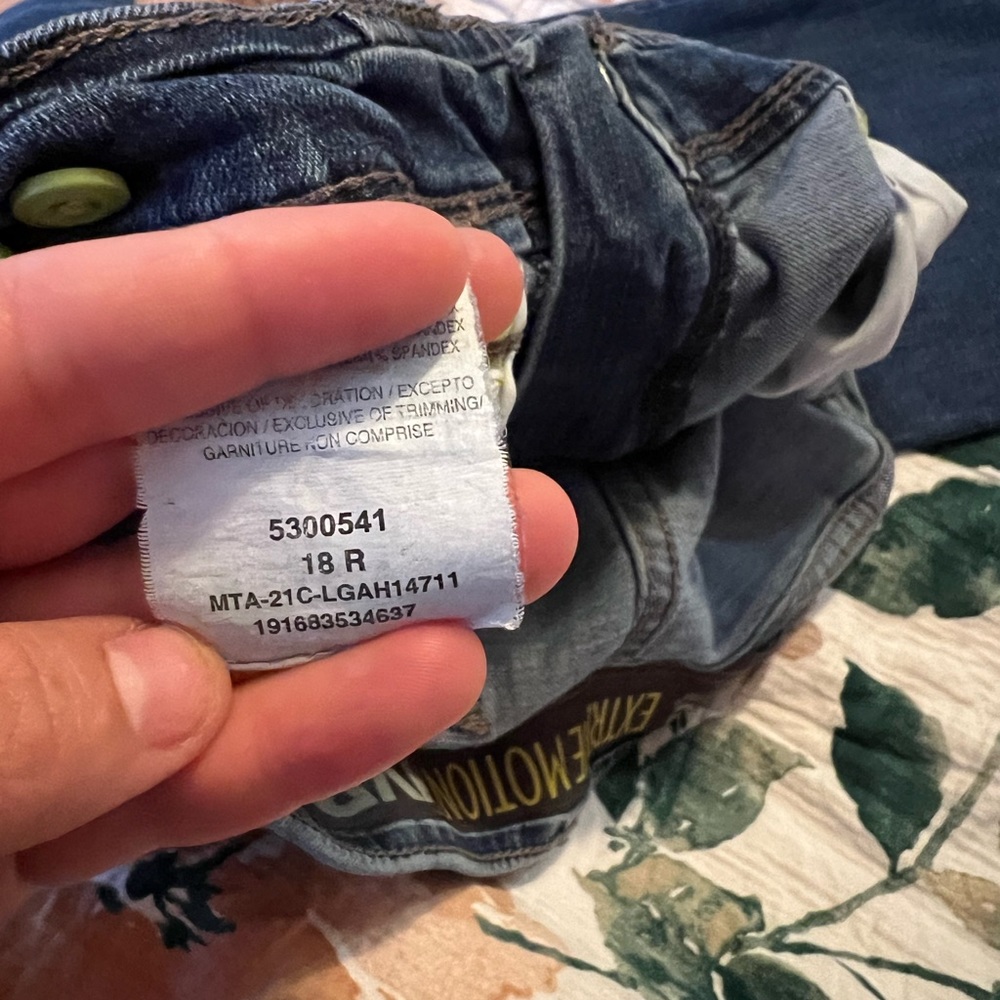 Lee Jeans